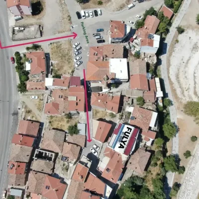 Lale Pansiyon Otoparkımız