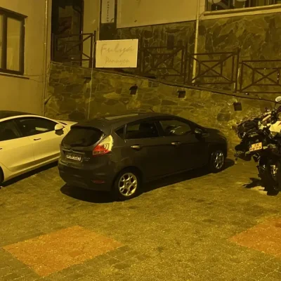 Lale Pansiyon Otoparkımız