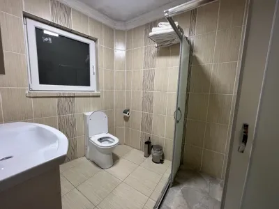 Premium Studio, 2 Bedroom, with Lake View